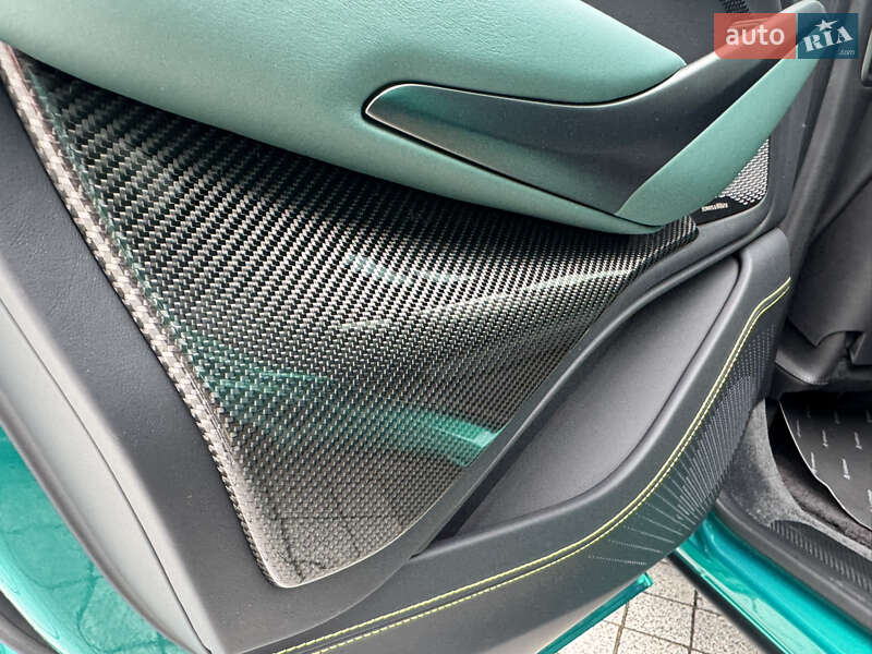 Позашляховик / Кросовер Aston Martin DBX 707 2025 в Києві фото 33 Позашляховик / Кросовер Aston Martin DBX 707 2025 в Києві