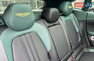 Позашляховик / Кросовер Aston Martin DBX 707 2025 в 