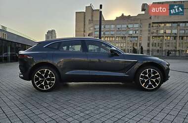 Позашляховик / Кросовер Aston Martin DBX 2021 в Києві