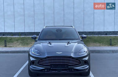 Внедорожник / Кроссовер Aston Martin DBX 2021 в 
