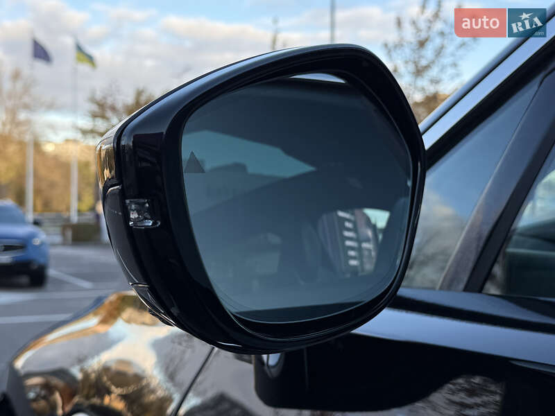 Внедорожник / Кроссовер Aston Martin DBX 2023 в Киеве фото 17 Внедорожник / Кроссовер Aston Martin DBX 2023 в Киеве