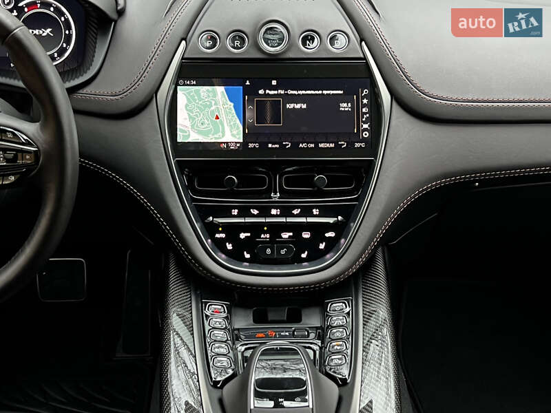 Внедорожник / Кроссовер Aston Martin DBX 2021 в Киеве