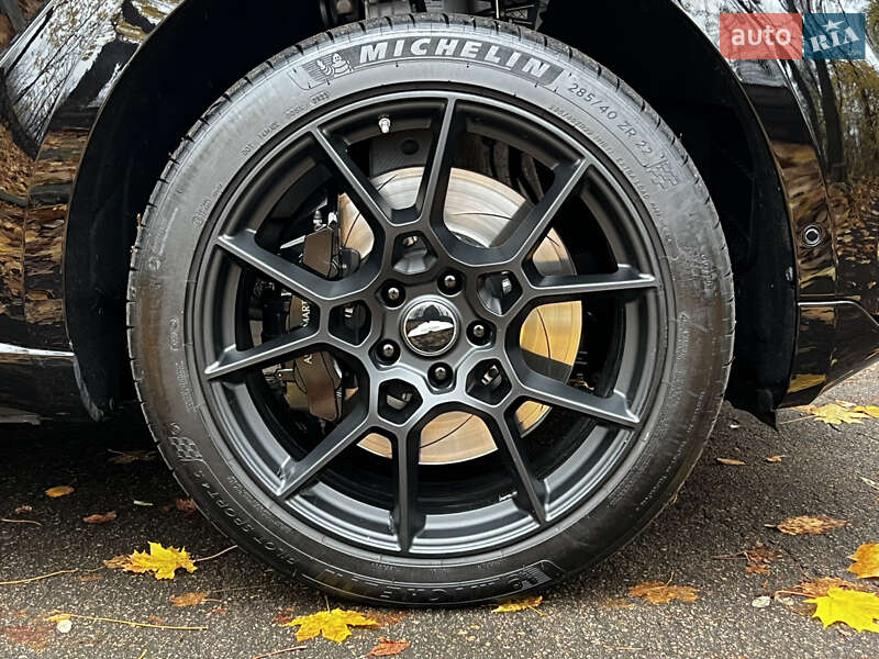 Внедорожник / Кроссовер Aston Martin DBX 2021 в Киеве