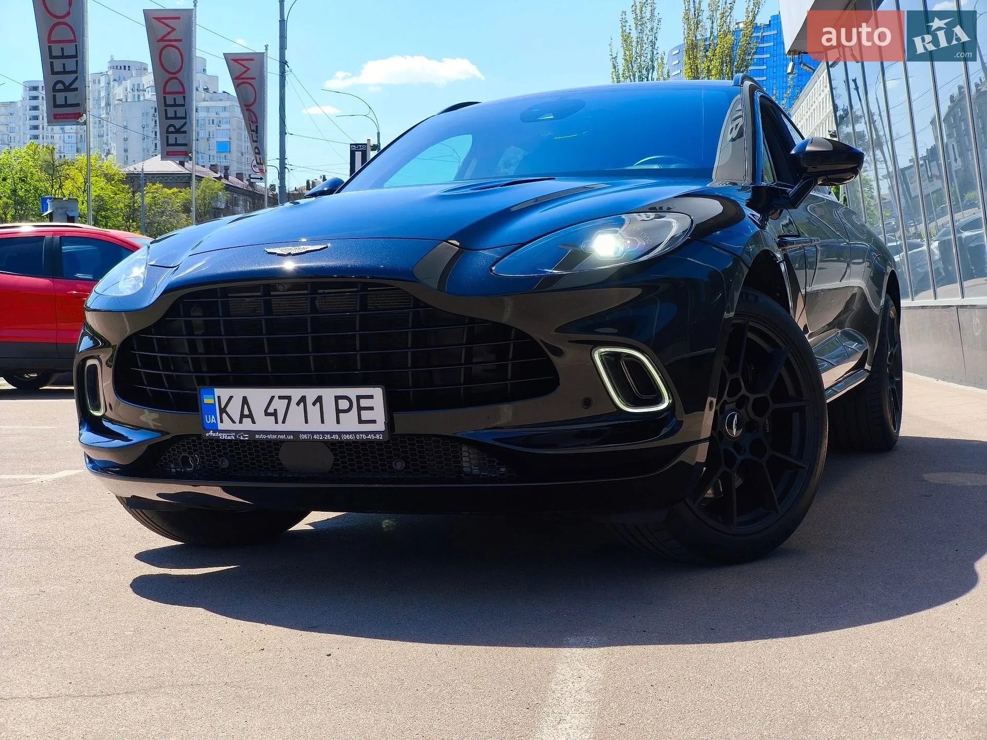 2021 Aston Martin DBX - мініатюра 2