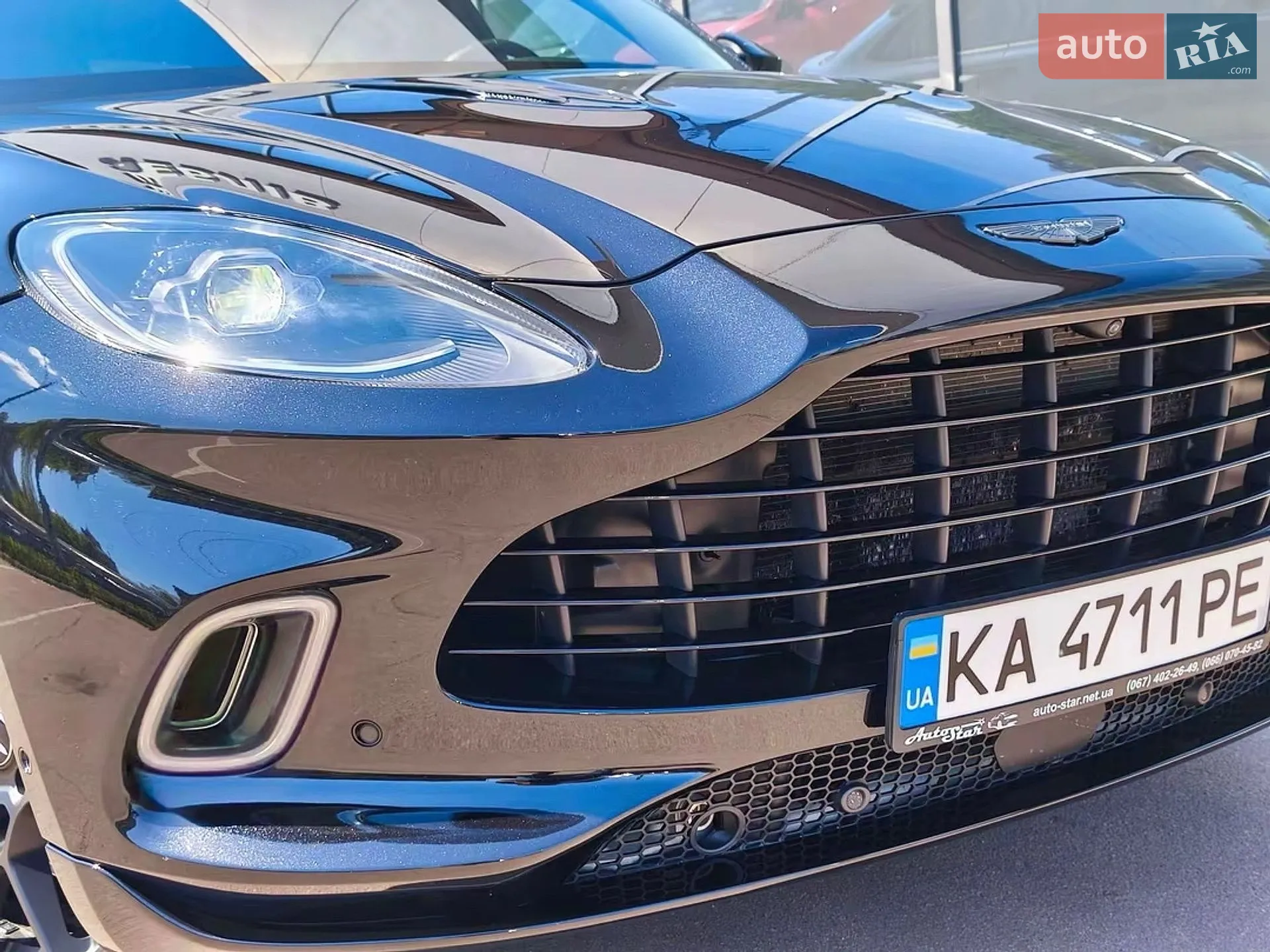 2021 Aston Martin DBX - мініатюра 3