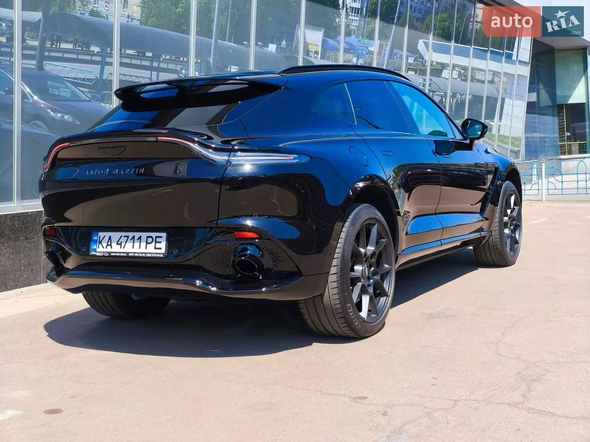 2021 Aston Martin DBX - мініатюра 13