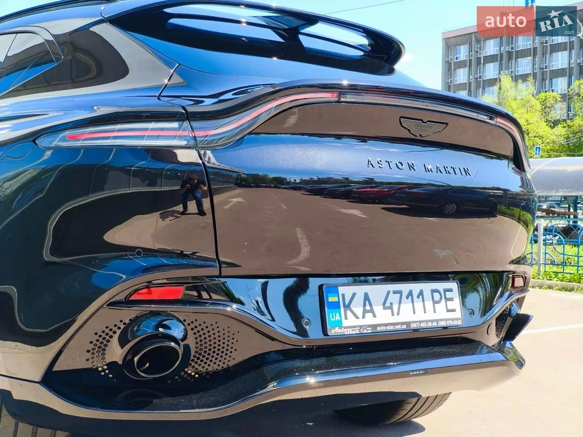 2021 Aston Martin DBX - мініатюра 18