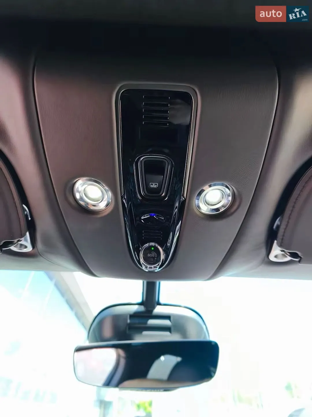 2021 Aston Martin DBX - мініатюра 28