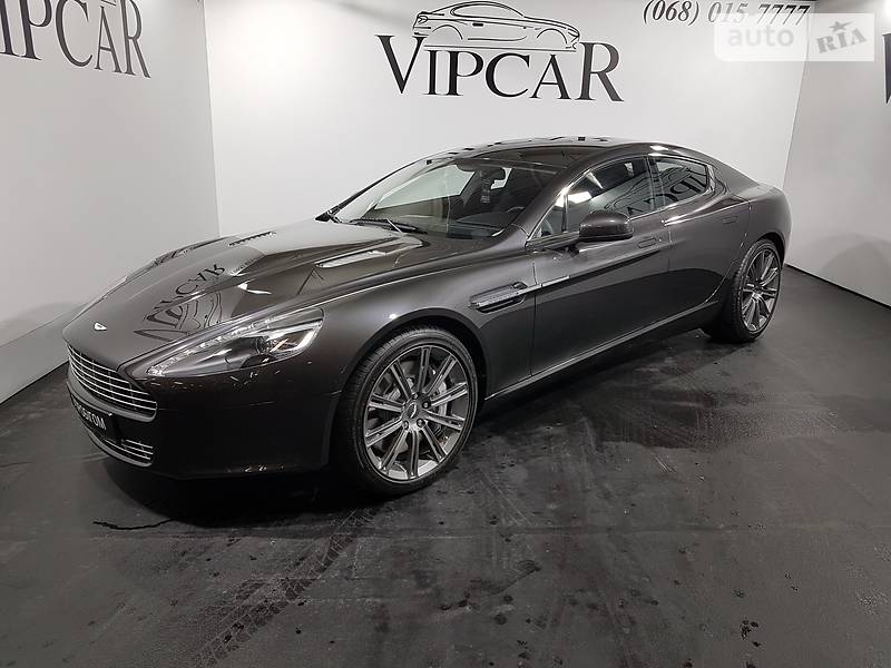 Aston Martin Rapide 2010 года