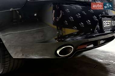 Седан Aston Martin Rapide 2015 в 