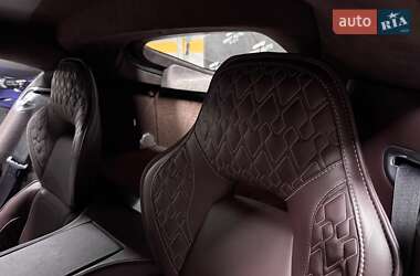 Седан Aston Martin Rapide 2015 в 