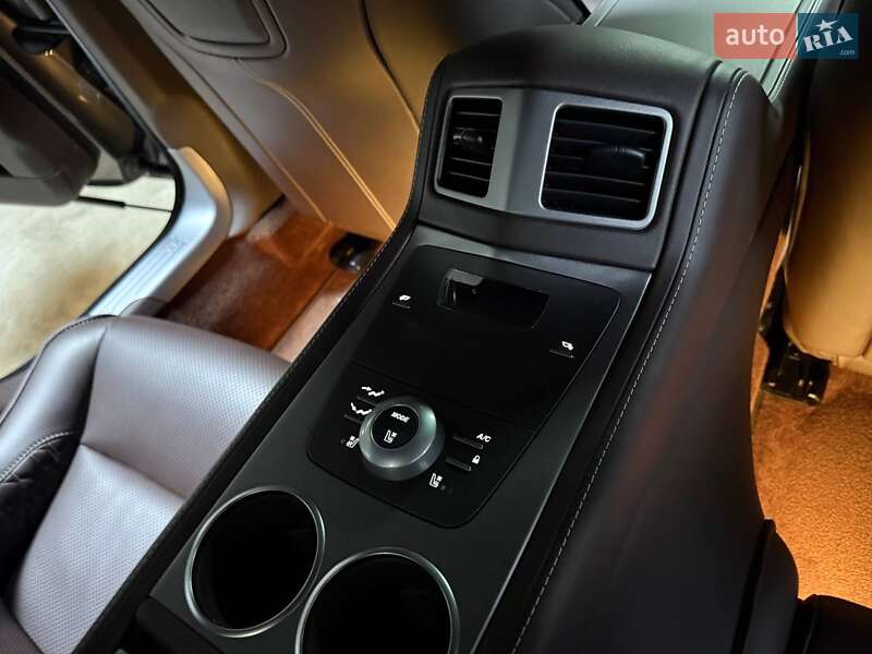 Седан Aston Martin Rapide 2015 в Киеве