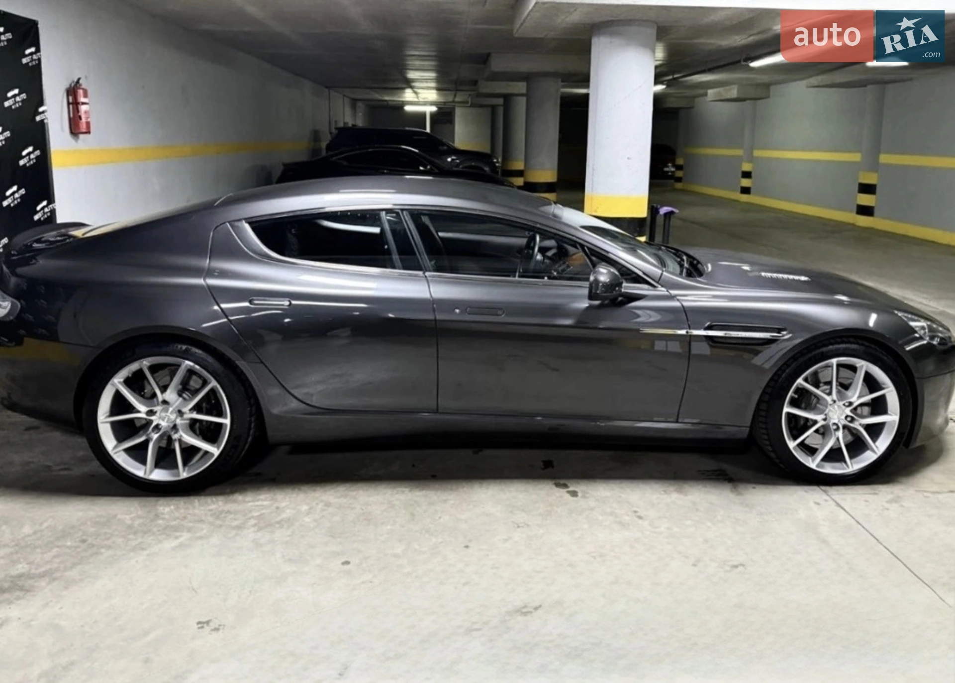 2015 Aston Martin Rapide - мініатюра 8