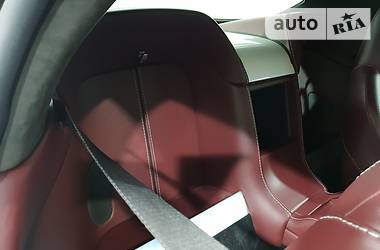 Кабриолет Aston Martin Vantage 2009 в 