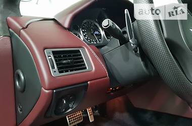 Кабриолет Aston Martin Vantage 2009 в 