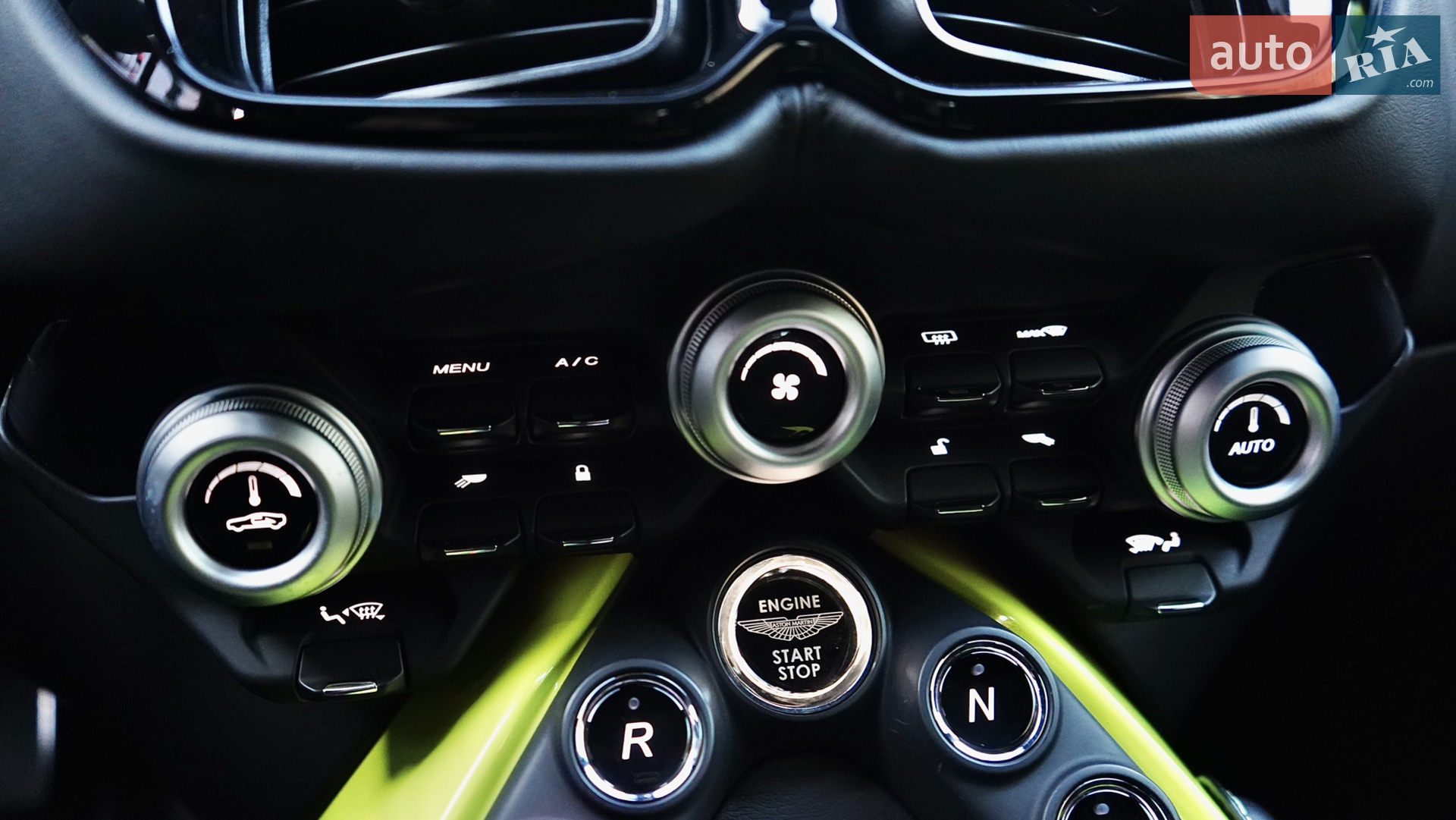 2018 Aston Martin V8 Vantage - мініатюра 48