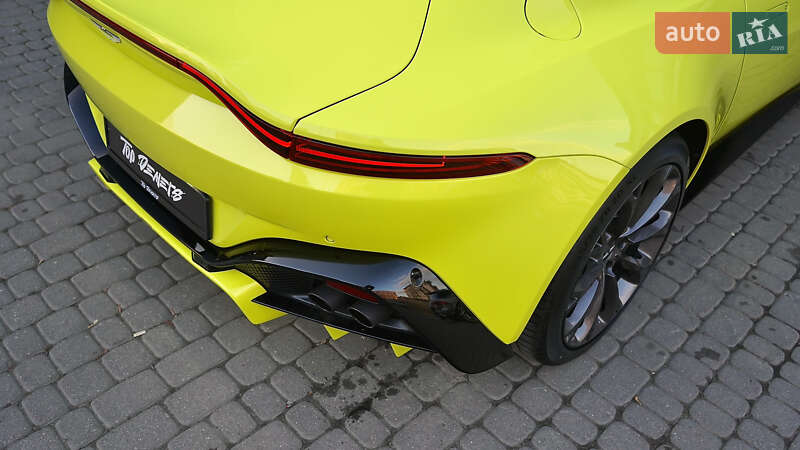 Купе Aston Martin Vantage 2018 в Львові