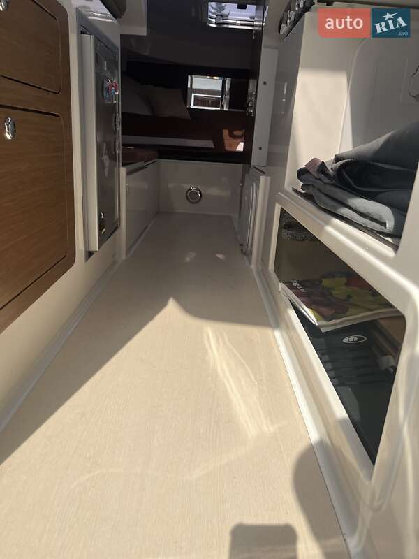 Моторная яхта Atlantic Marine Adventure 780 2018 в Виннице