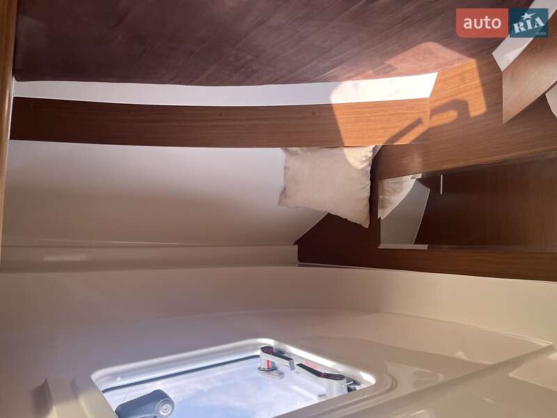 Моторная яхта Atlantic Marine Adventure 780 2018 в Виннице