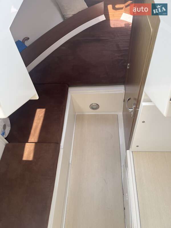 Моторная яхта Atlantic Marine Adventure 780 2018 в Виннице