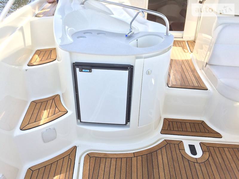 Моторная яхта Atlantis 345 2008 в Киеве