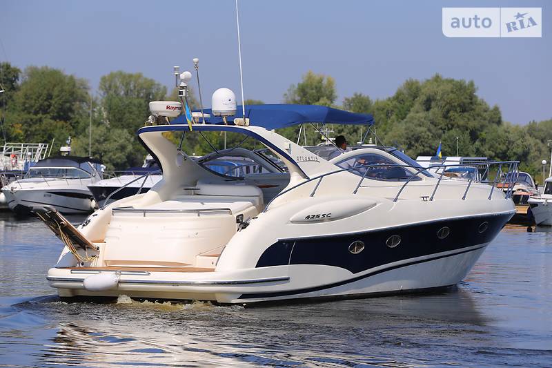 Моторная яхта Atlantis 425 2008 в Киеве фото 9 Моторная яхта Atlantis 425 2008 в Киеве