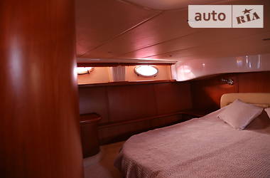 Моторная яхта Atlantis 425 2008 в Киеве
