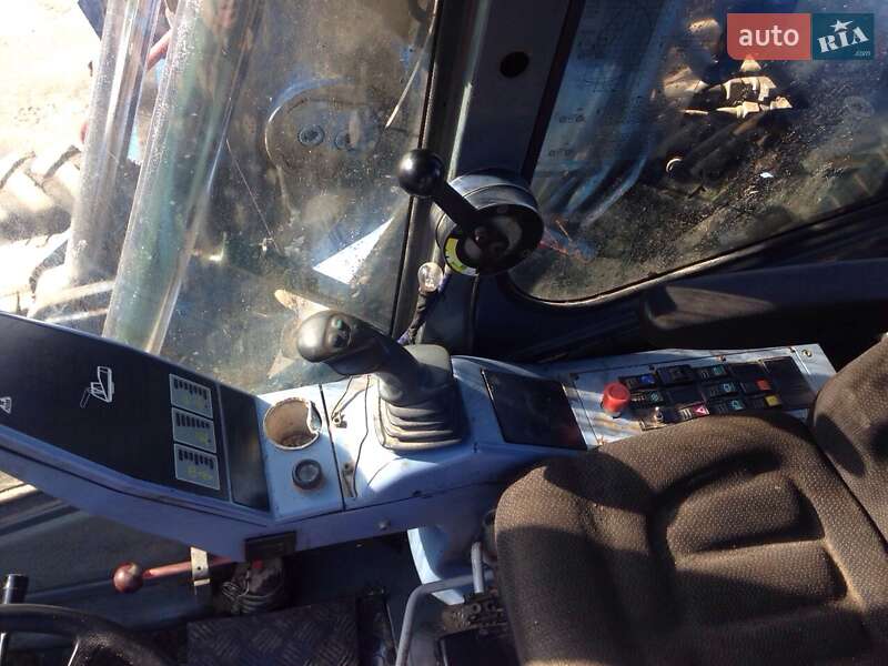 Экскаватор погрузчик Atlas 1404 2000 в Киеве
