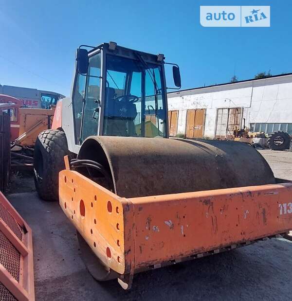 Дорожный каток Atlas AW 2006 в Черновцах