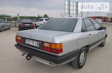 Седан Audi 100 1990 в Тернополе