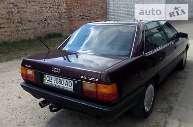 Седан Audi 100 1989 в Чернигове