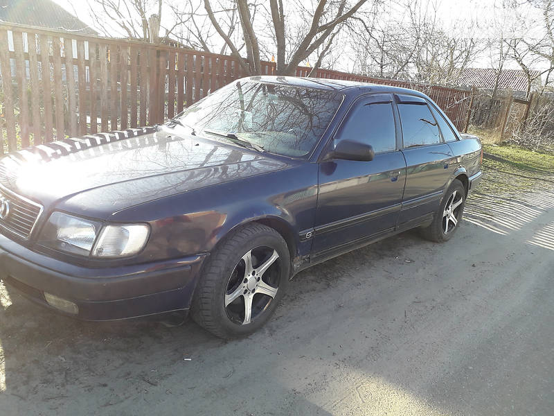 Седан Audi 100 1994 в Корсуне-Шевченковском