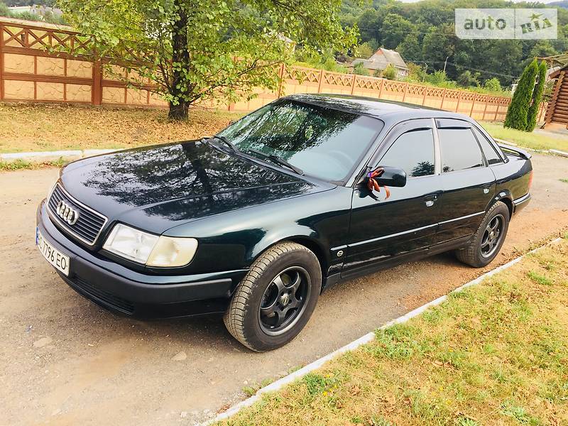 Седан Audi 100 1993 в Ужгороді