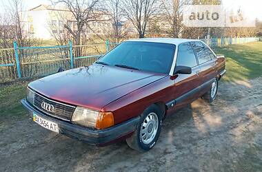 Седан Audi 100 1990 в 