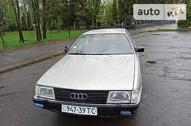 Седан Audi 100 1984 в 