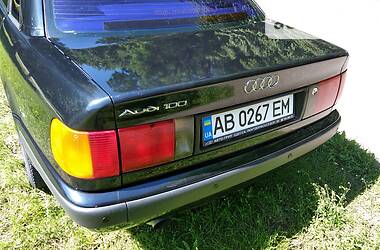 Седан Audi 100 1991 в Ильинцах