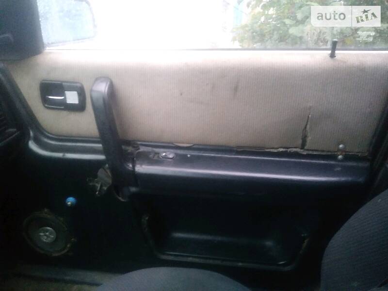 Седан Audi 100 1984 в Козове