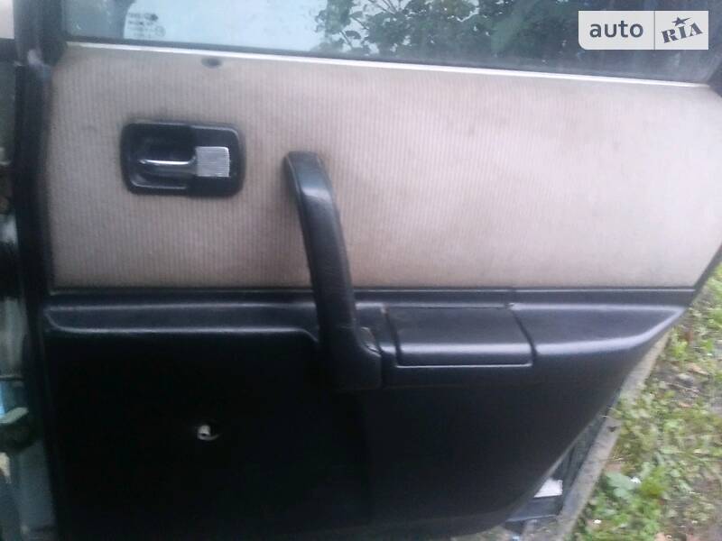 Седан Audi 100 1984 в Козове