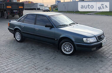 Седан Audi 100 1991 в Луцке