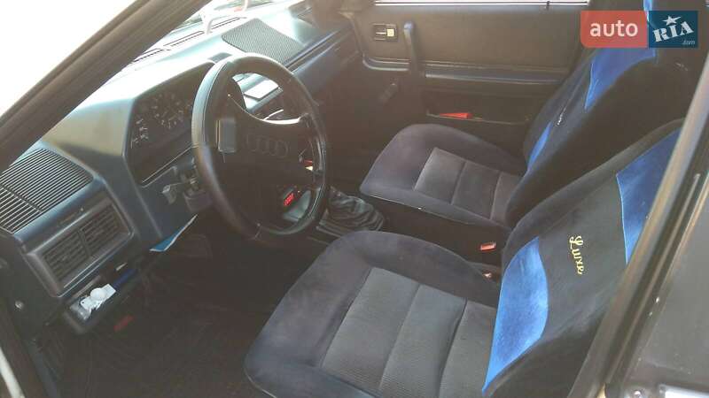 Седан Audi 100 1985 в Борисполе