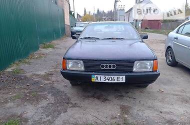 Седан Audi 100 1987 в Василькове