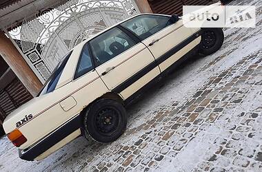 Седан Audi 100 1985 в Черновцах