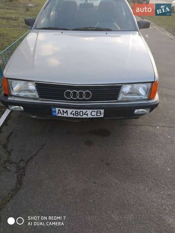 Audi 100 1986