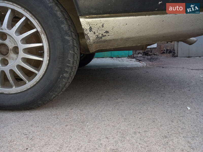 Седан Audi 100 1986 в Киеве