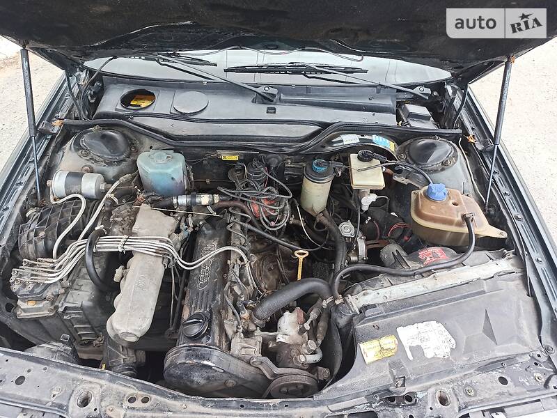Седан Audi 100 1988 в Хмельницком