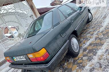 Седан Audi 100 1990 в Черновцах