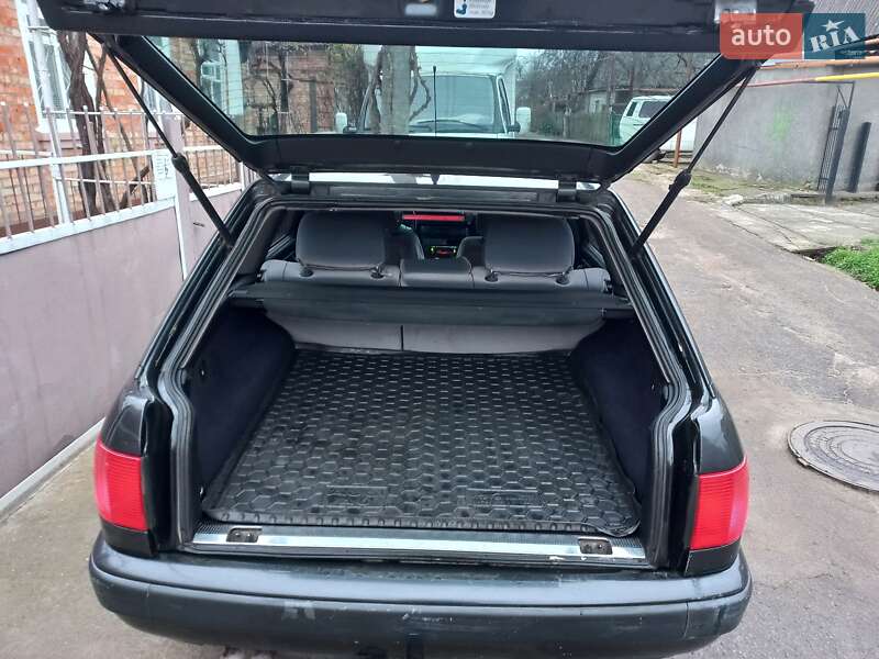 Универсал Audi 100 1994 в Марганце