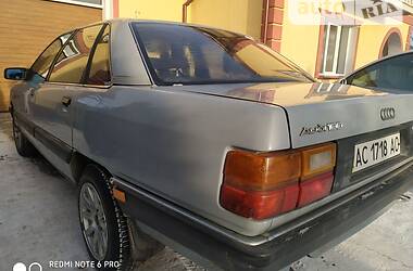 Седан Audi 100 1990 в Камне-Каширском