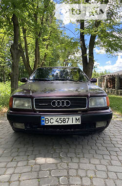 Седан Audi 100 1992 в Жовкве