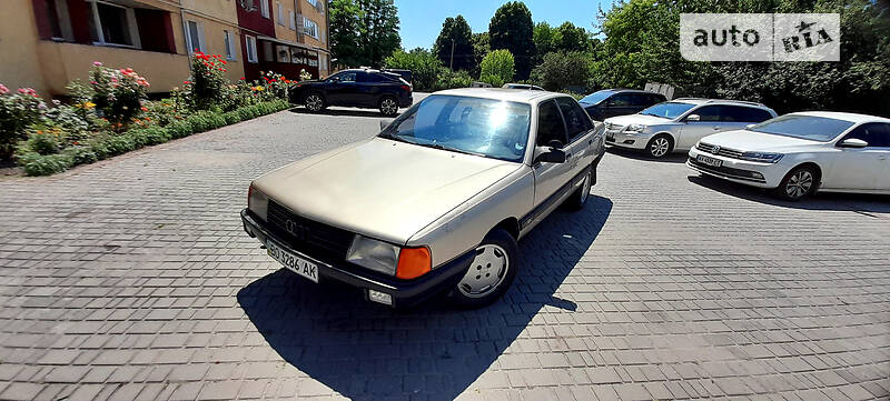 Седан Audi 100 1988 в Шумске фото 7 Седан Audi 100 1988 в Шумске